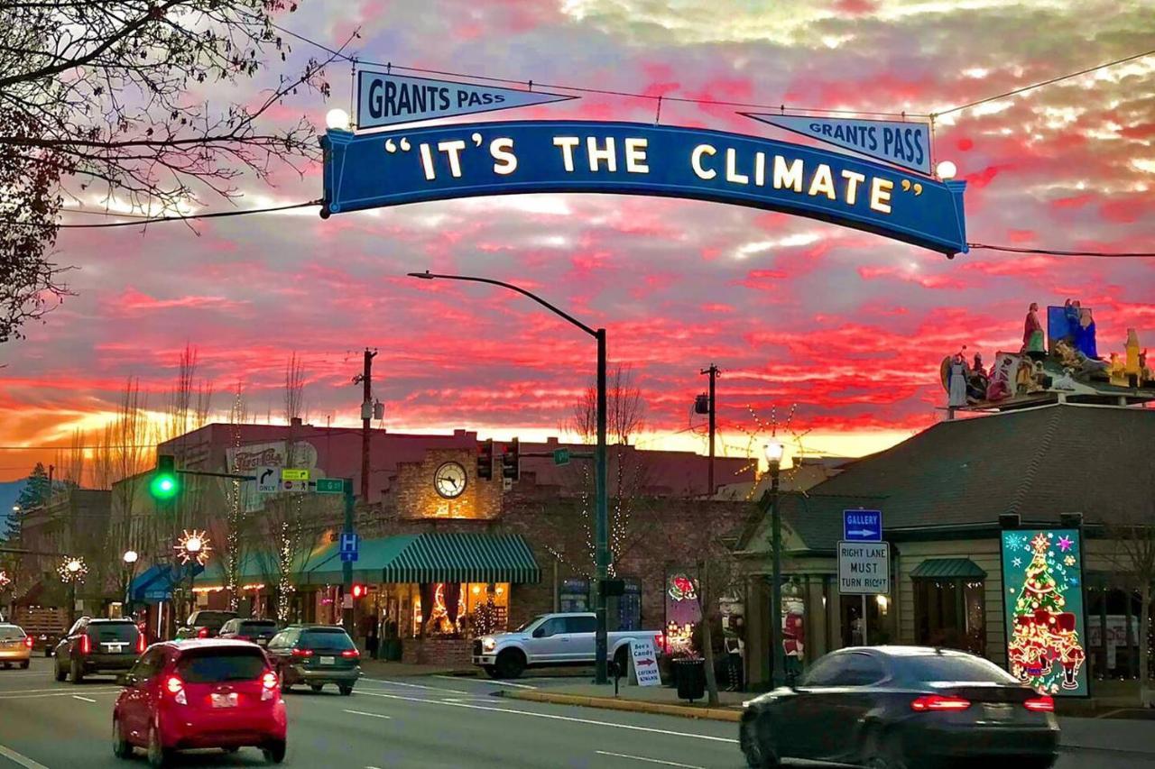 Cedar Mountain -Suite B Grants Pass Zewnętrze zdjęcie